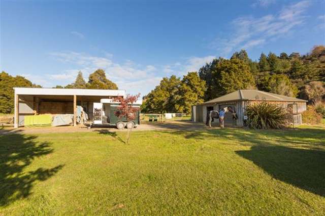 72a Eighty Eight Valley Road Wakefield_3