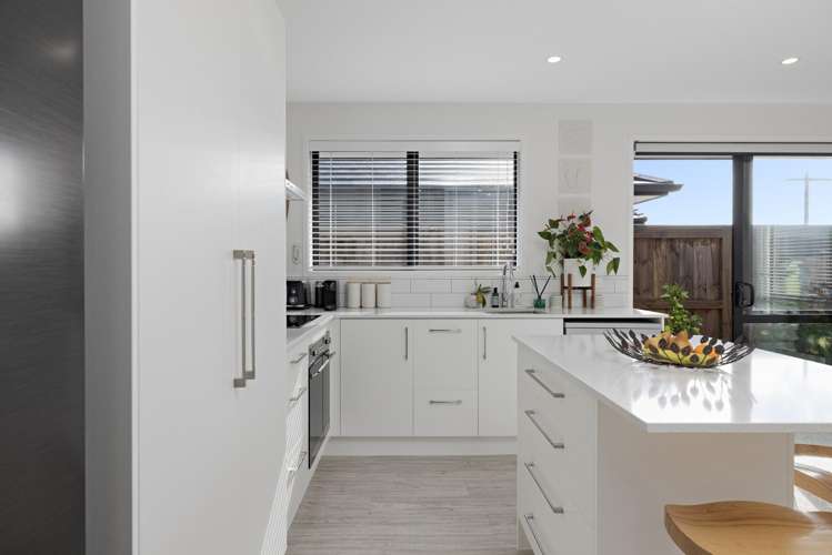 11 Tiria Drive Papamoa_3