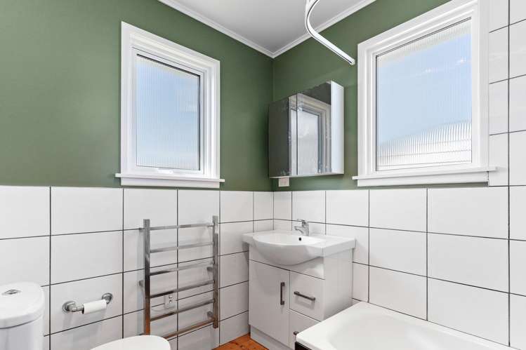 100a Main Highway Ellerslie_11