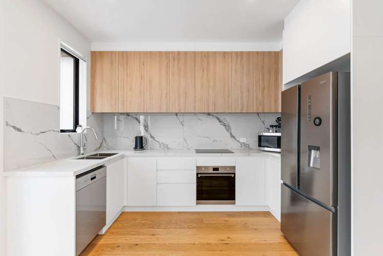 11/32 Karori Crescent Orakei_6