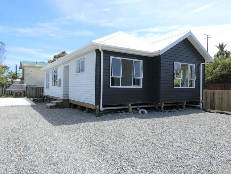 10 Fox Street Cobden_28