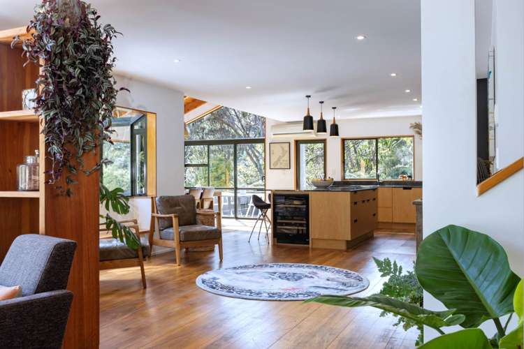 366g Huia Road Titirangi_16