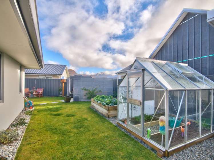 25 Myles Way Lower Shotover_22