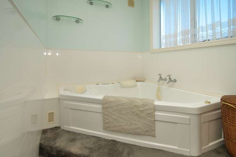 2 Mcgill Street Waimangaroa_10