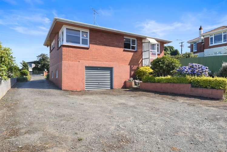 212 Highcliff Road Shiel Hill_21