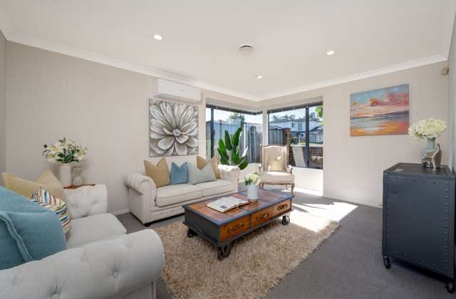 2/55 Whitford Road Botany Downs_3