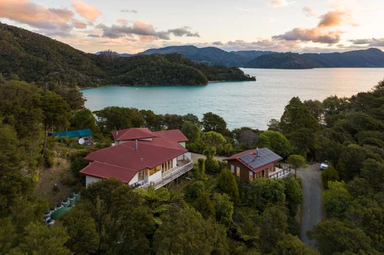 19 Saint Omer Road Kenepuru Sound_1