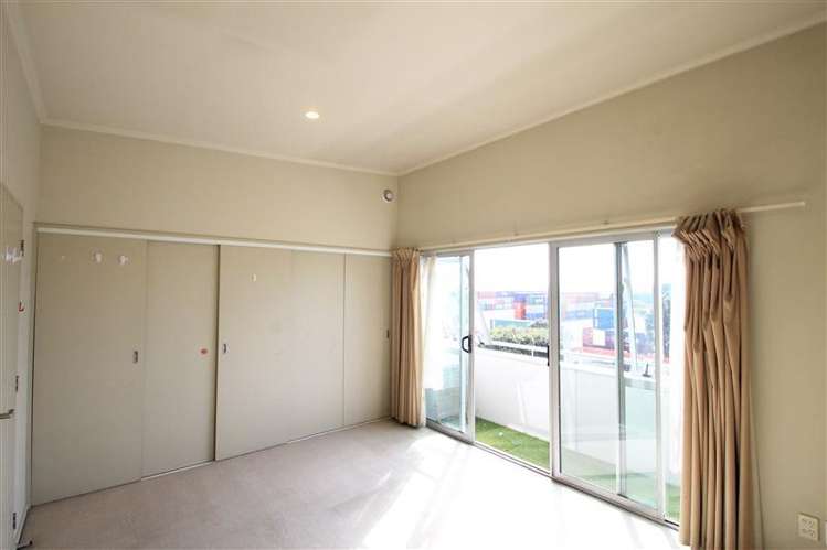 13/8 Quay Street Auckland Central_3