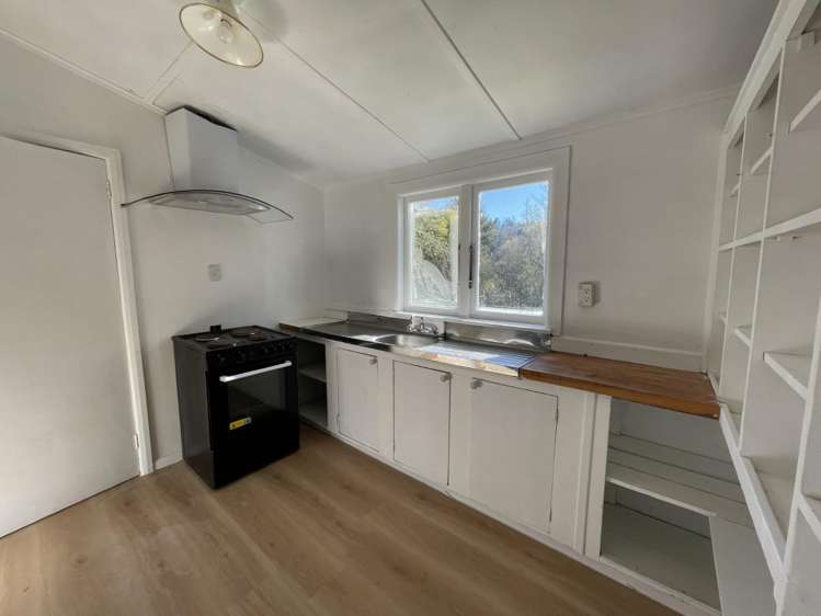 71 Ellis Road 11453_2