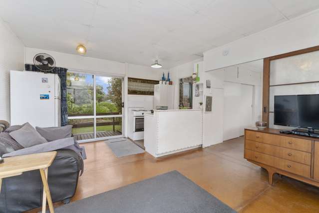 224 Marine Parade Otaki Beach_4