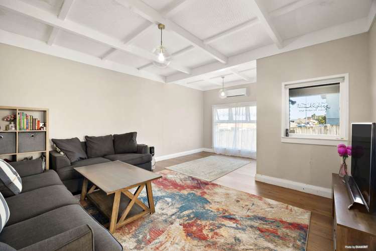 354 Mount Albert Road Mt Roskill_8