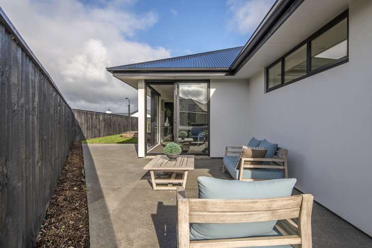 33 Faulks Drive Lincoln_16