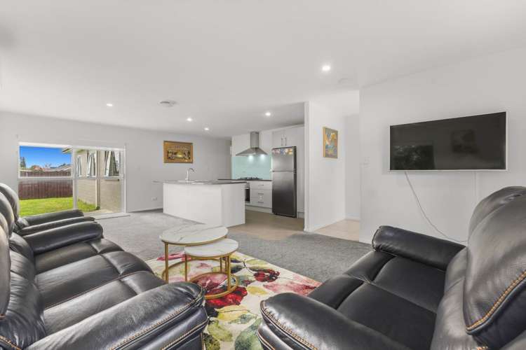 52 Popokatea Drive Takanini_3