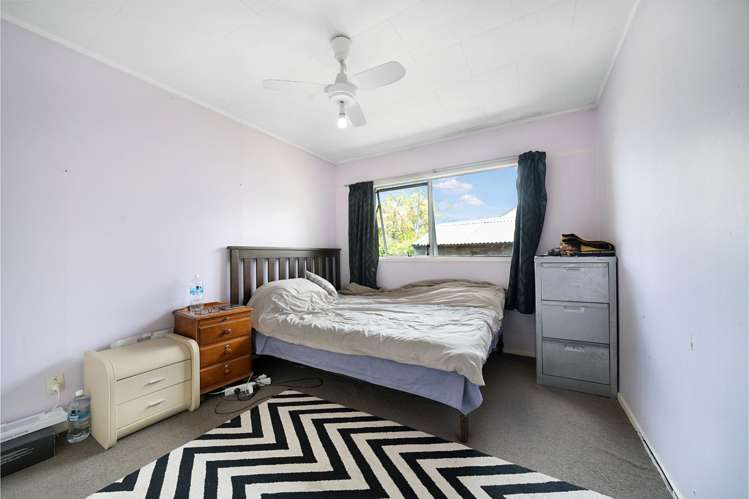 82 & 84 Moire Road Royal Heights_31