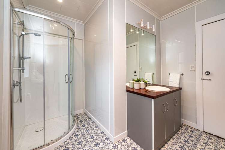 35 Halswell Street Wanganui Central_13