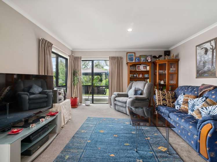 14b Basley Road Owhata_1