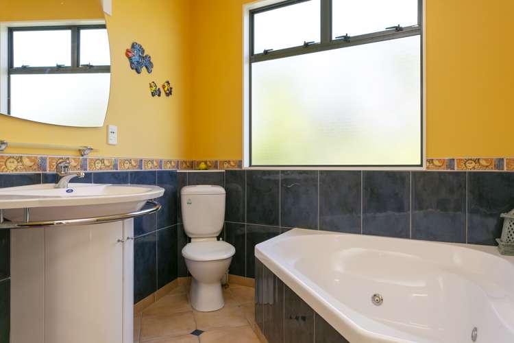 8 Hinerangi Place Kuratau_13