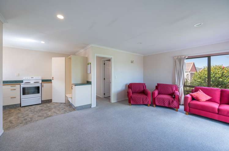 10 Birchwood Grove Richmond_5