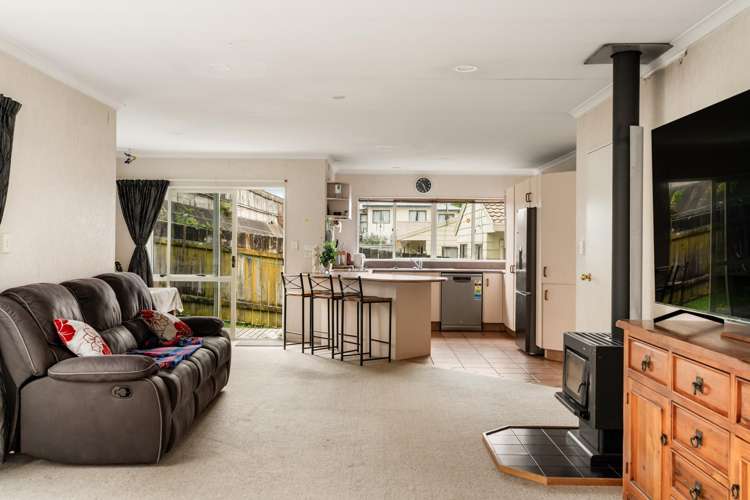 19 Twentyfirst Avenue Gate Pa_1