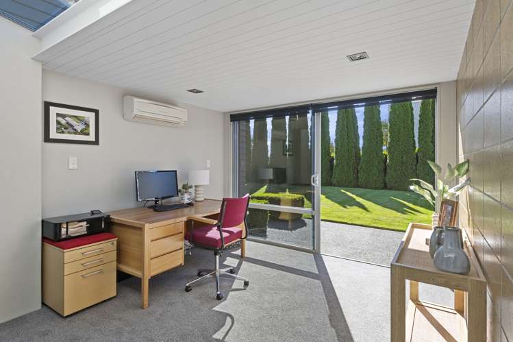 21 Croftwood Lane Harewood_14