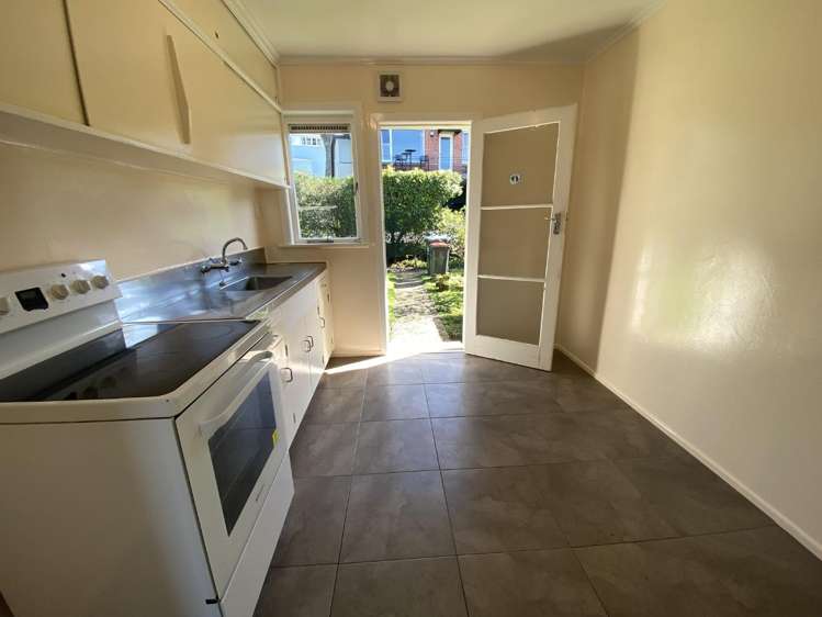  1/63 Owairaka Avenue Mount Albert_2