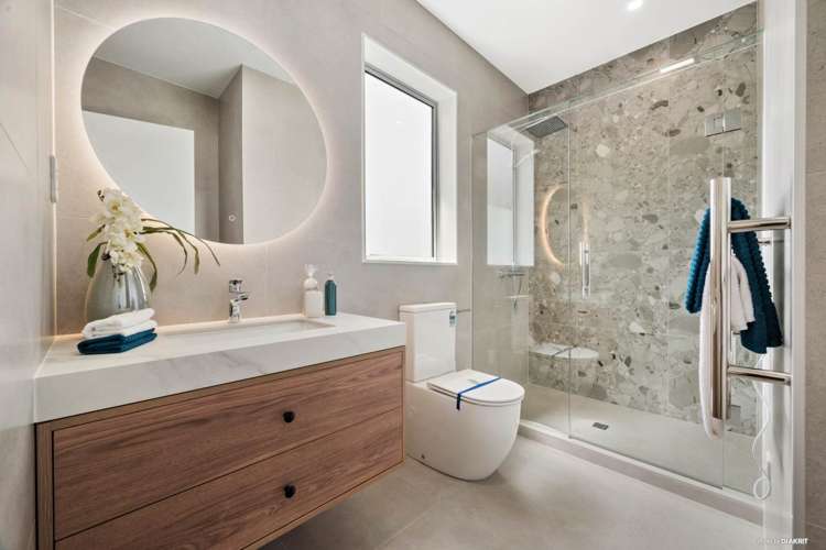 2 Purua Street Wainui_13