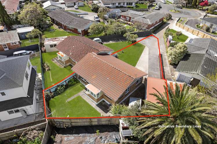 1/11 Carolyn Street Manukau_13
