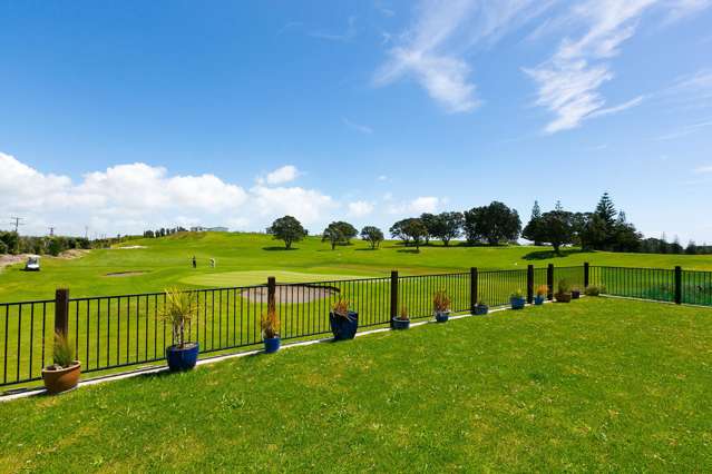 4 Golf Course Lane Waiwhakaiho_1