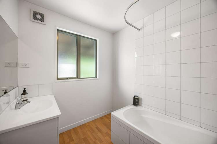 14 Sherwin Avenue Albert Town_13