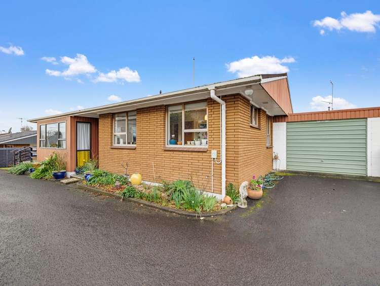 2/1151 Bank Street Te Awamutu_0