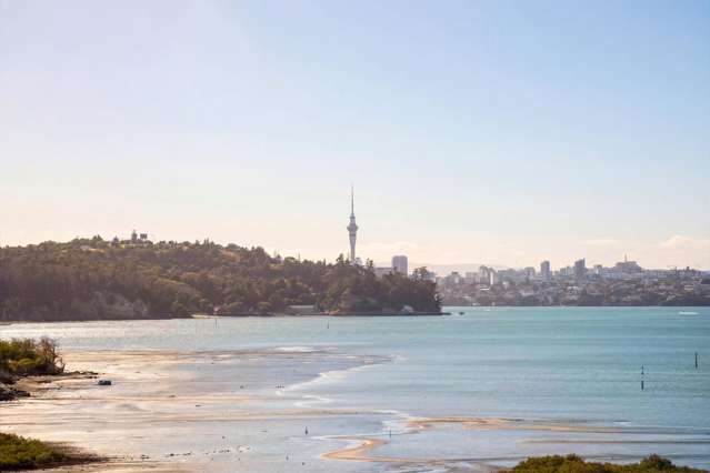 Elevated Living with Views That Evolve by the Hour