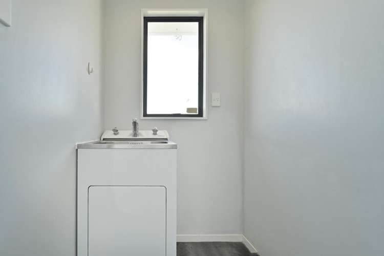 3/800 Lane Street Mahora_9