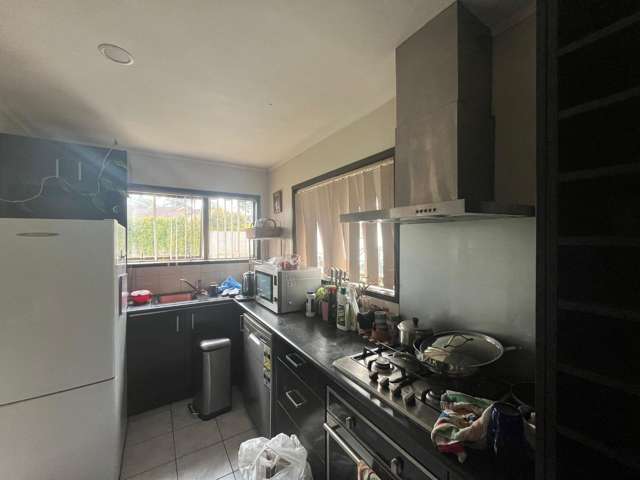 1/10 Landseer Place Blockhouse Bay_2