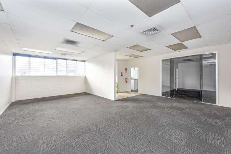 Tenancy 1 | 151C  Marua Road Mount Wellington_11