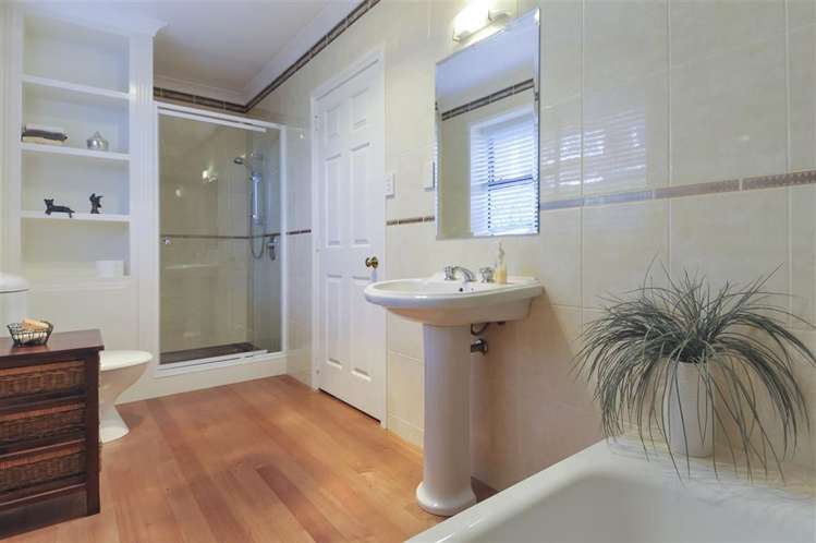 2 Waratah Street Matua_15