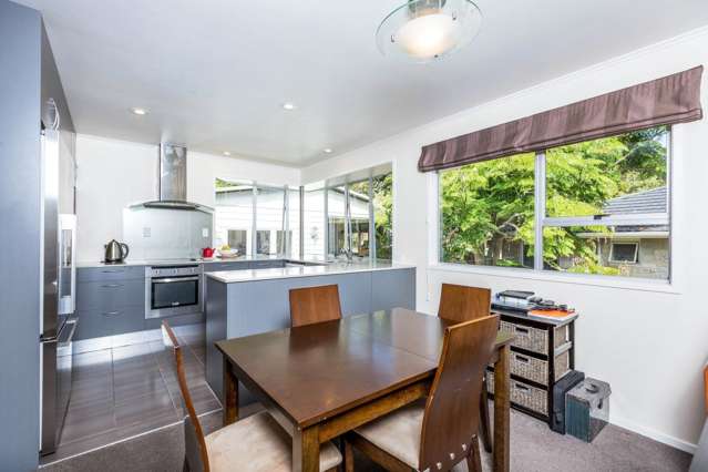 62 Lemnos Place Titirangi_4