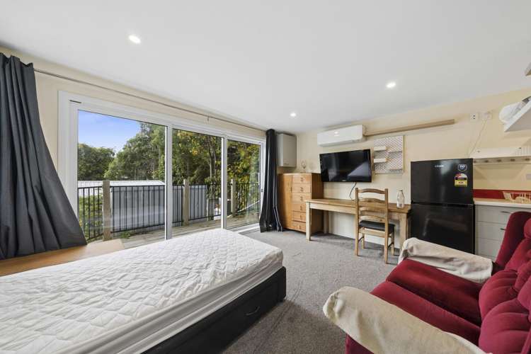 112 Hine Road Wainuiomata_26