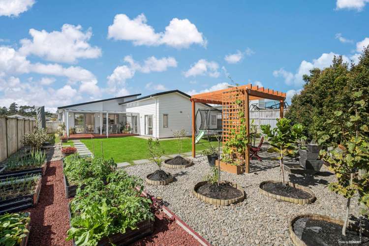 73 Harris Drive Silverdale_1