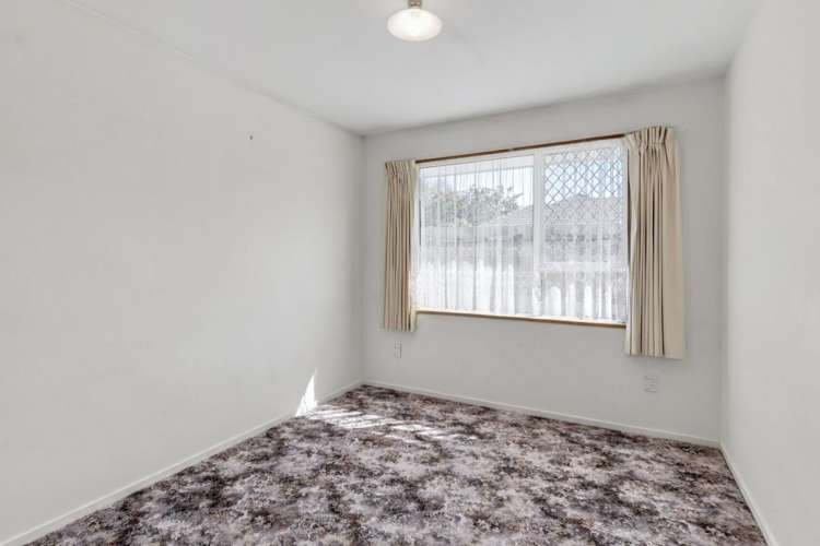 2/61A Strathfield Avenue Dallington_8