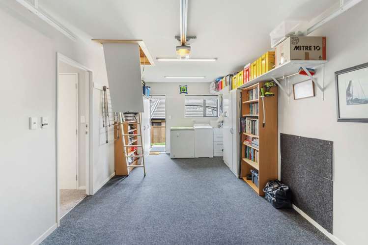 19 Royalle Mews Botany Downs_15