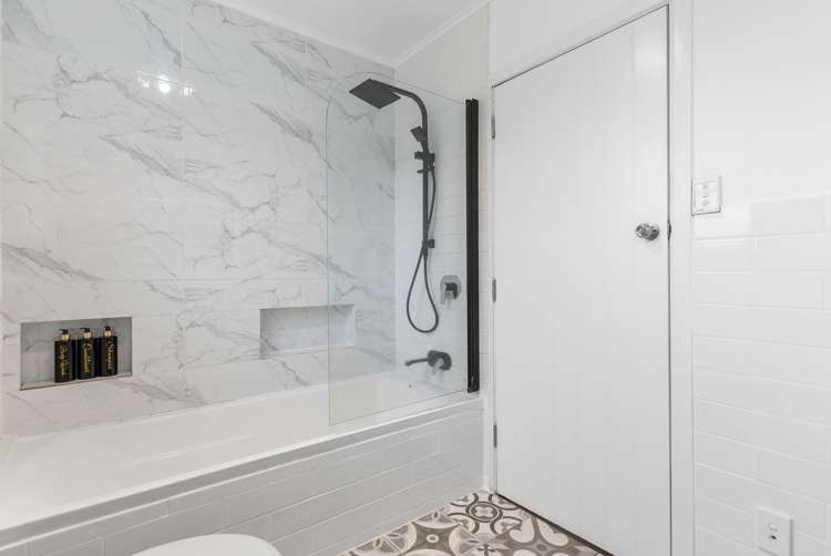 1/12 Vardon Road Green Bay_21