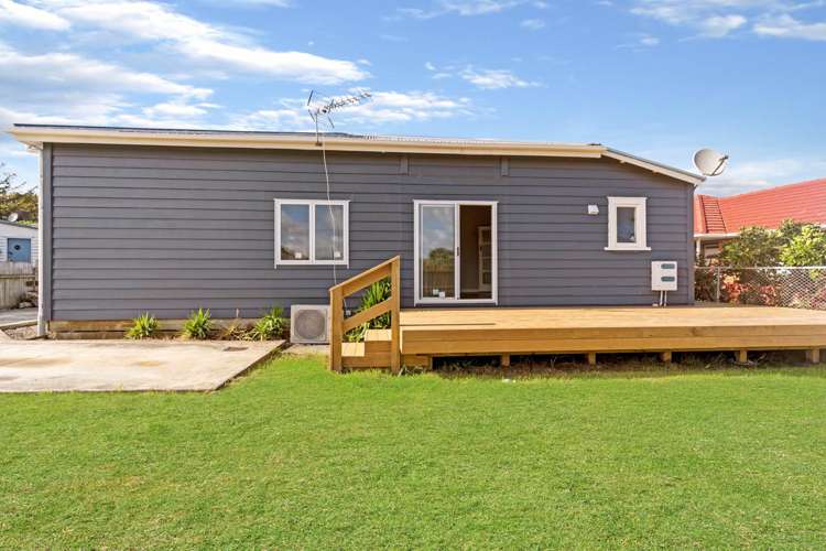 2 Collett Road Otara_14