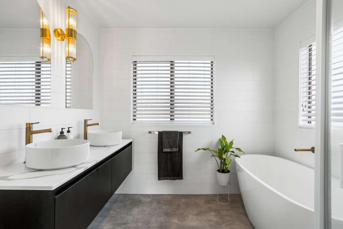 2/14 Waiau Street_4