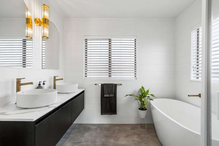 2/14 Waiau Street Torbay_8