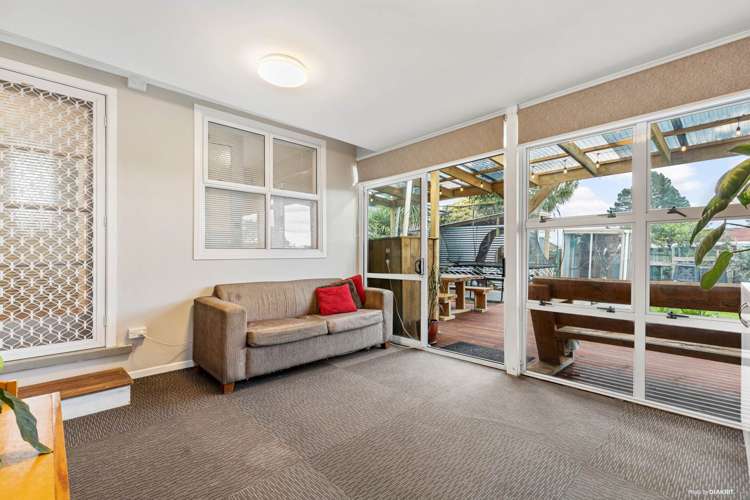 25 Ambler Avenue Glen Eden_13
