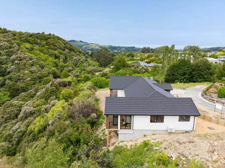 17 Freyberg Road Fairfield_43