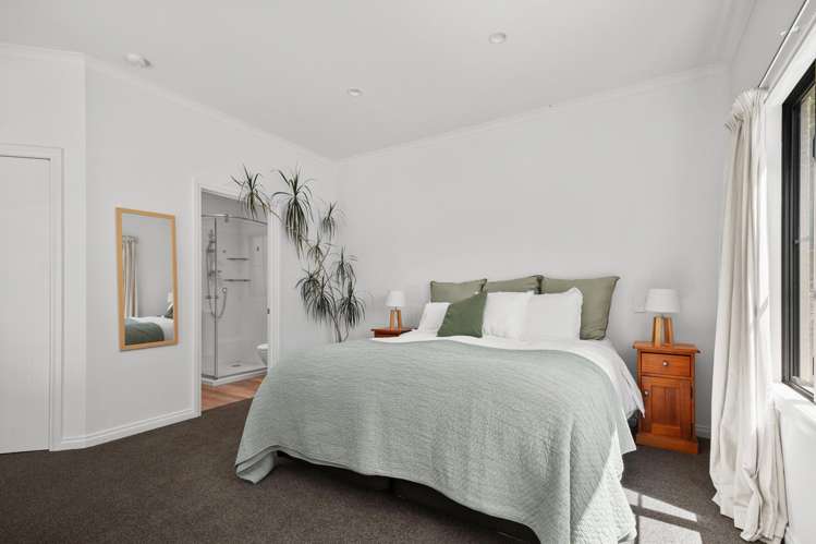 133 Pearson Road Cromwell_11