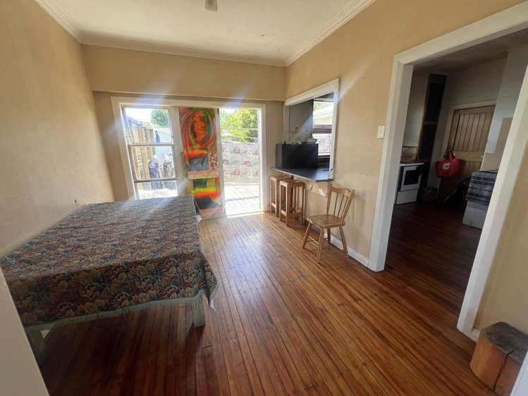 39 Christian Street Dannevirke_12