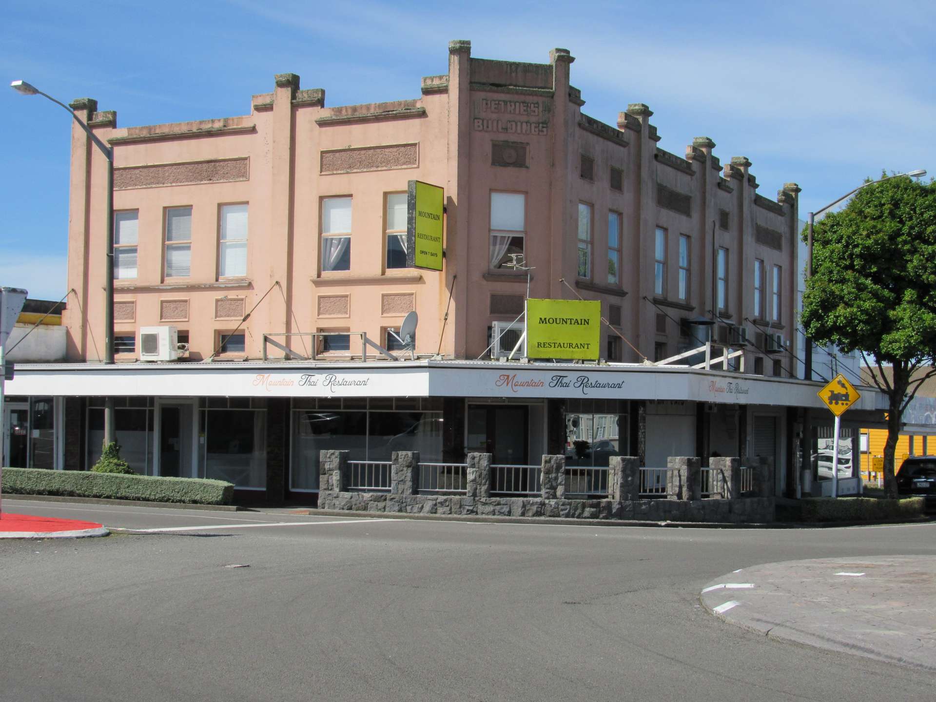 194 Broadway Stratford_0