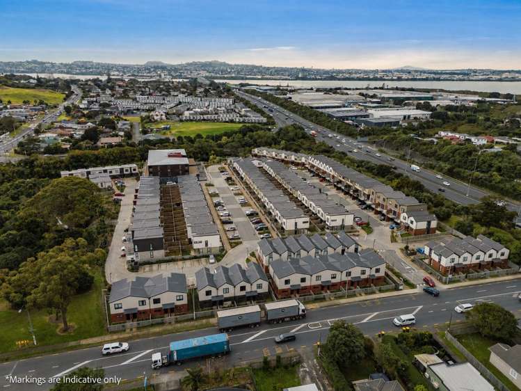 94/17 Te Toka Ika Lane Mangere_5